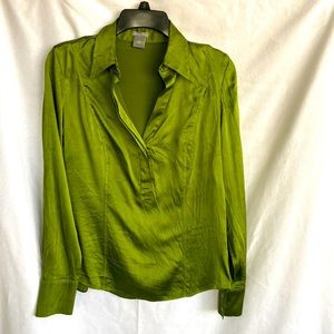 Gorgeous Ann Taylor green moss silk blouse. Size 4